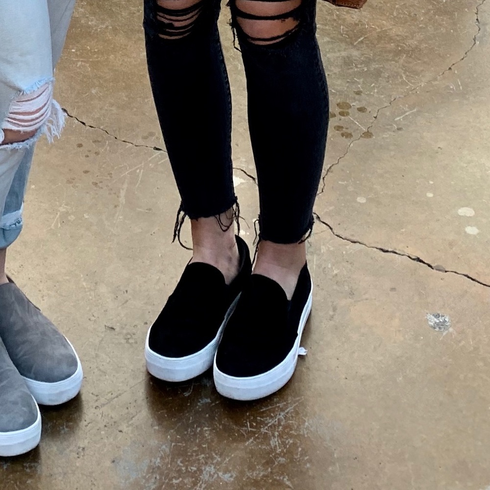 Steve Madden Black Slip Ons